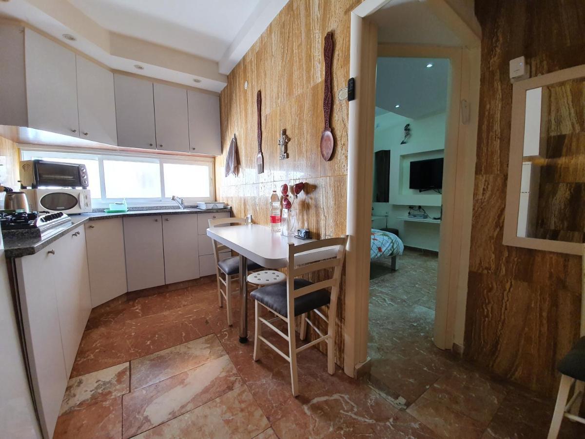 Ezore Yam Apartmens - Elmali'Akh St. 4 Бат Ям Екстериор снимка