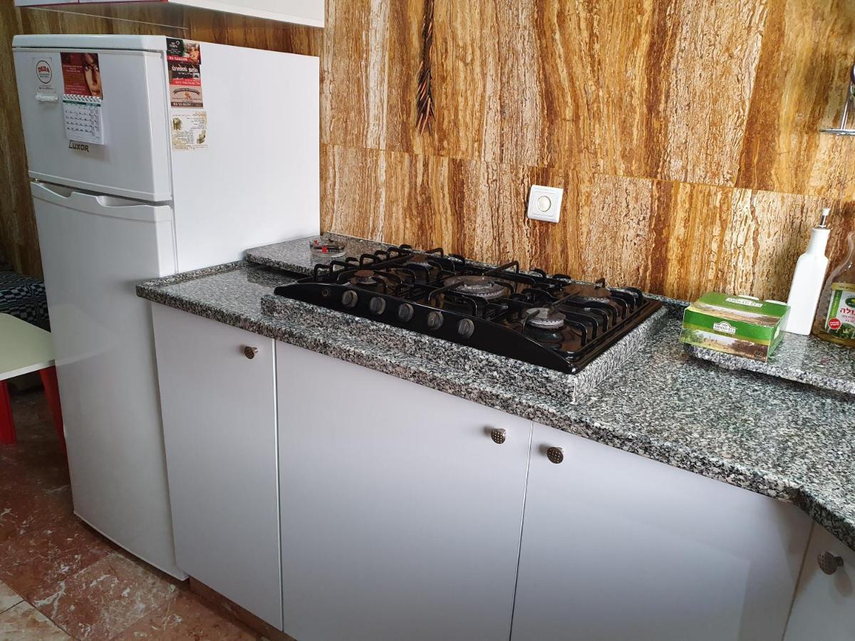Ezore Yam Apartmens - Elmali'Akh St. 4 Бат Ям Екстериор снимка