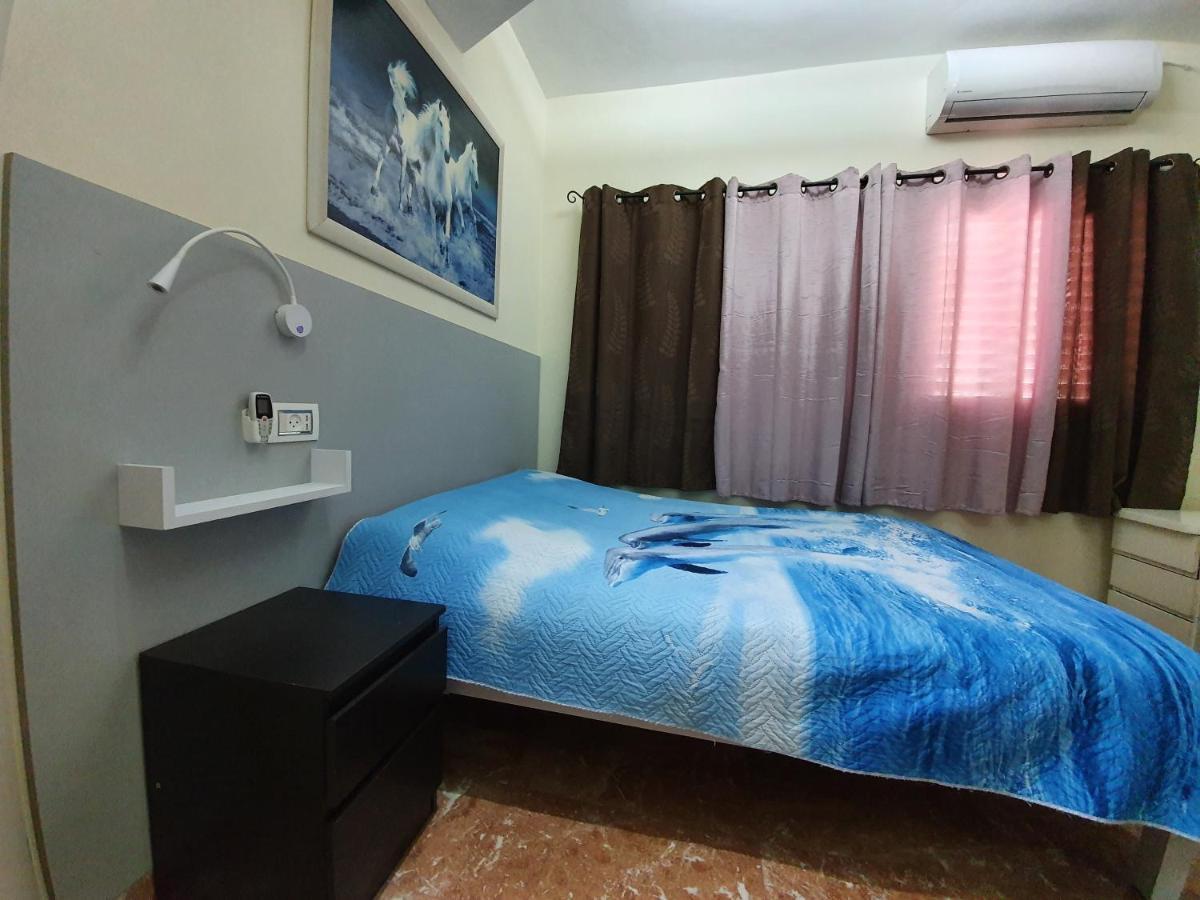 Ezore Yam Apartmens - Elmali'Akh St. 4 Бат Ям Екстериор снимка