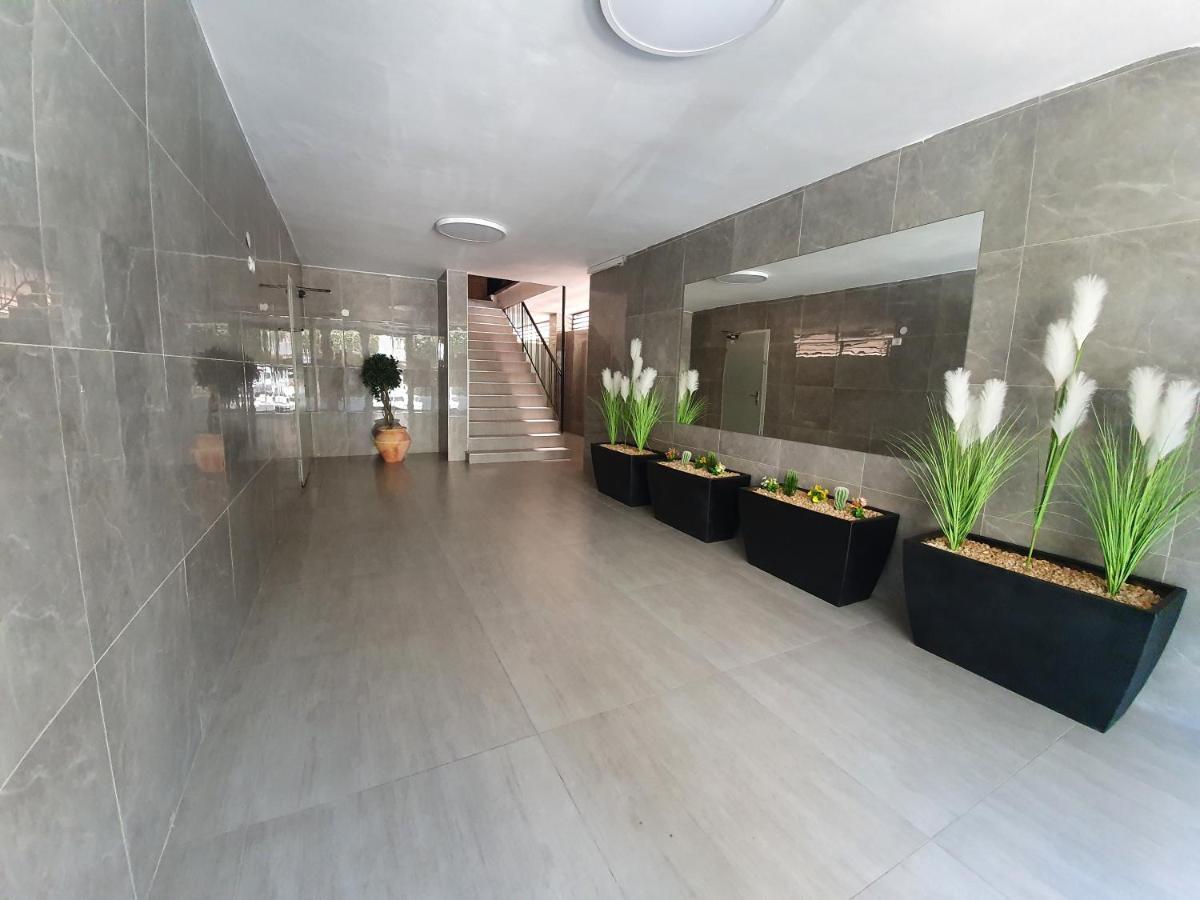 Ezore Yam Apartmens - Elmali'Akh St. 4 Бат Ям Екстериор снимка