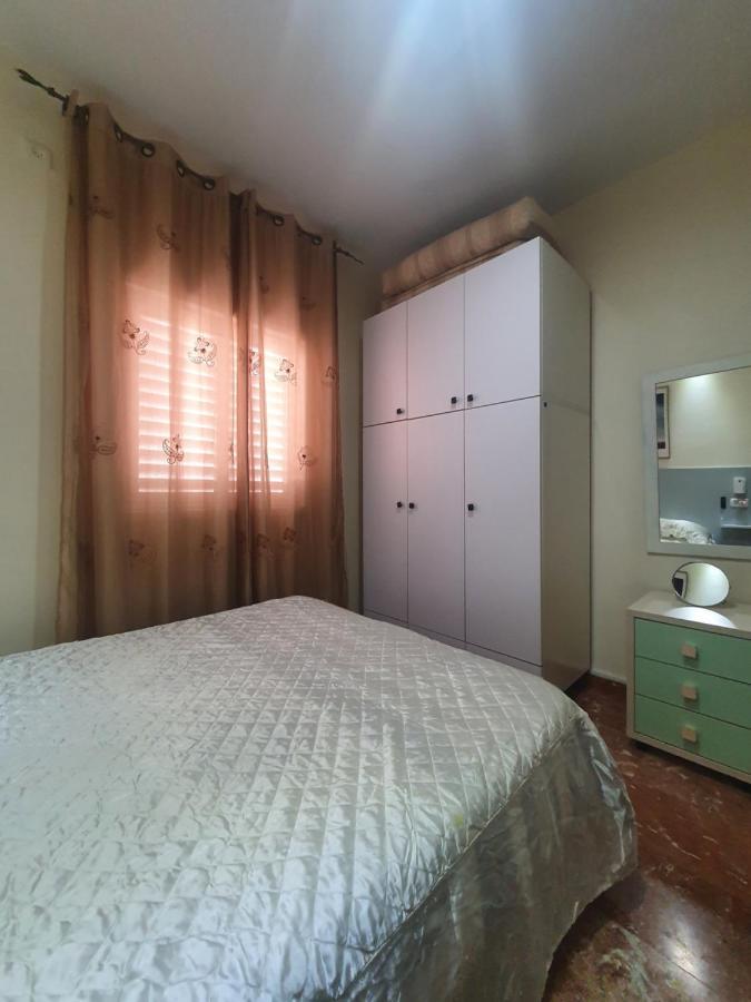 Ezore Yam Apartmens - Elmali'Akh St. 4 Бат Ям Екстериор снимка